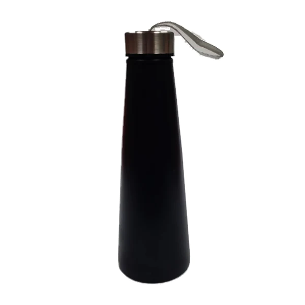 Black Water Bottle | Vorson Giveaways