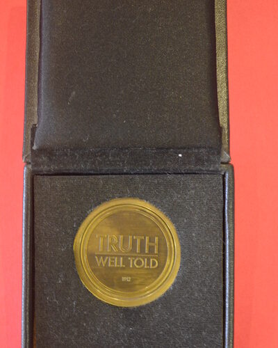 Medals & Pins | Vorson Giveaways